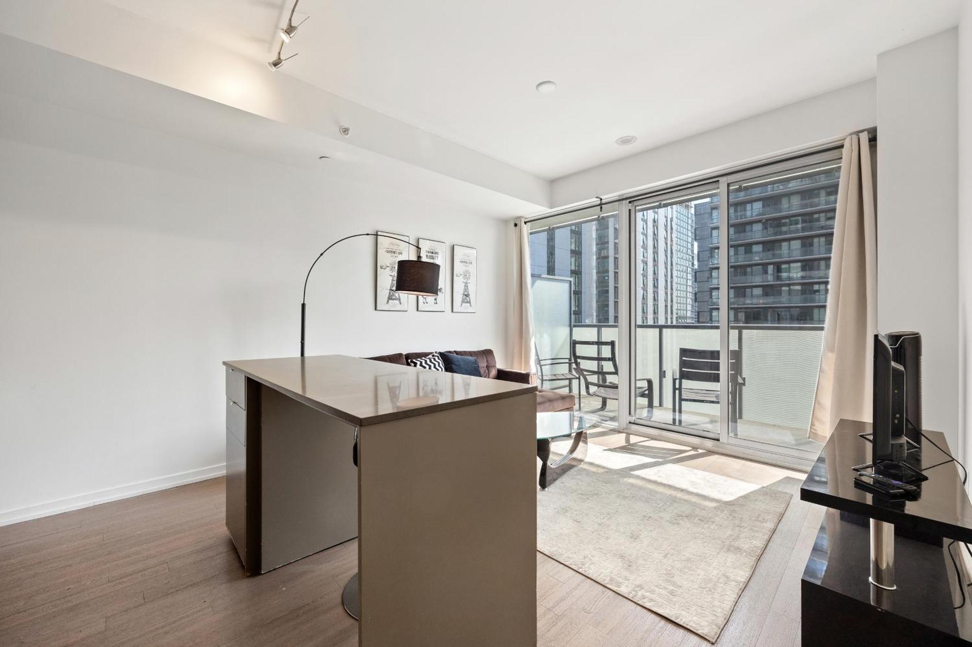 Downtown Toronto Condos エクステリア 写真